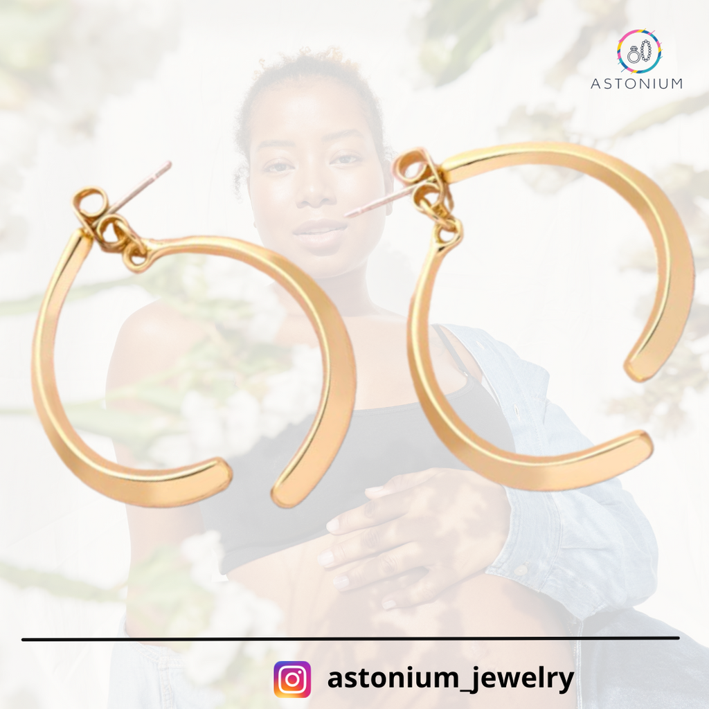 Broken Bow - Elegant Golden color Earrings